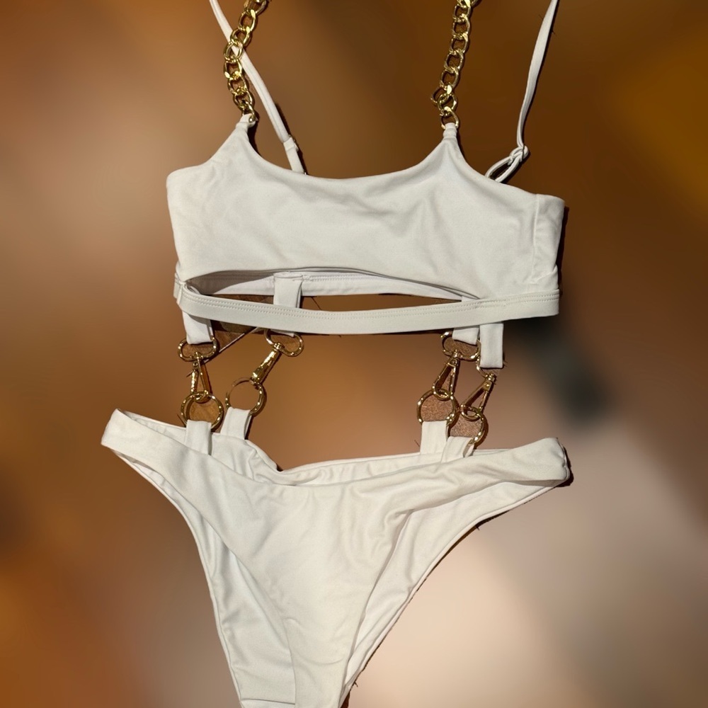 NWT Fashion Nova Small White cut out one piece swimsuit with Gold Chain Accents